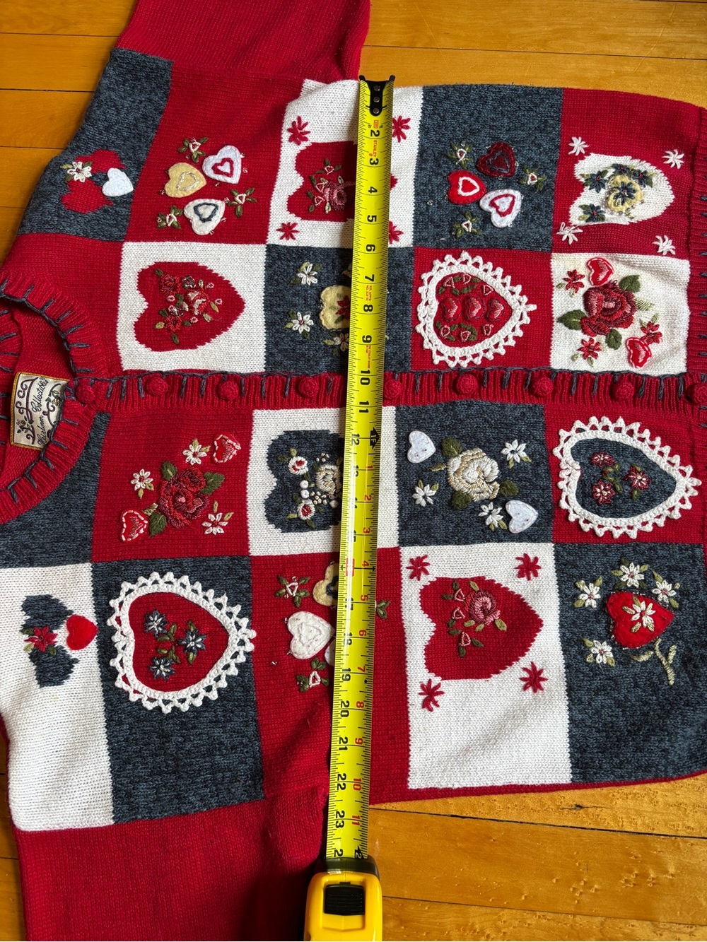 EUC Vintage Y2K Heirloom Collectibles XL Patchwork Heart Granny Cardigan Sweater - Picture 13 of 16